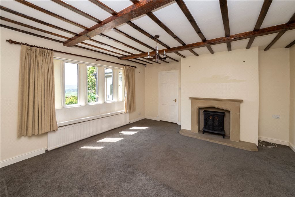 4 bedroom property for sale in Pickles Hill, Oldfield, Keighley, BD22