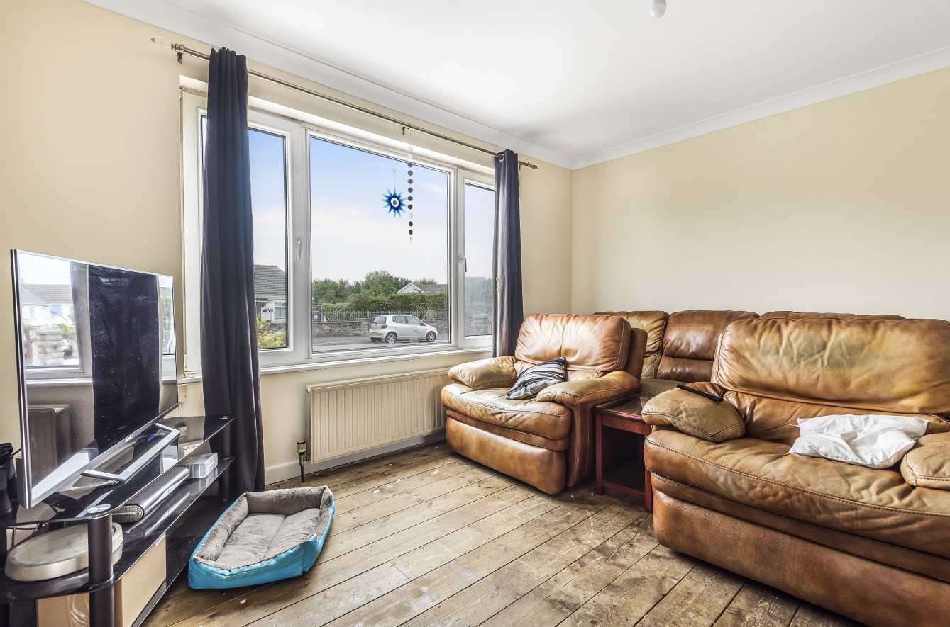 4 bedroom property for sale in Lower Broad Lane, Redruth, Cornwall