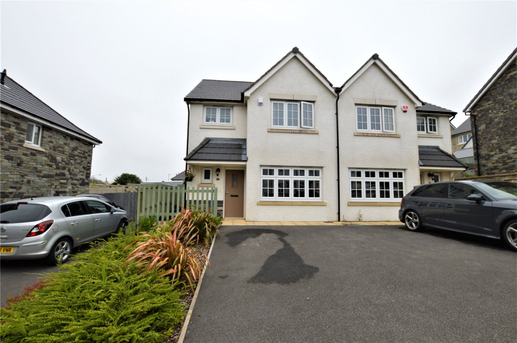 3 bedroom property for sale in Kevill Road, Pool, Redruth, TR15 Guide