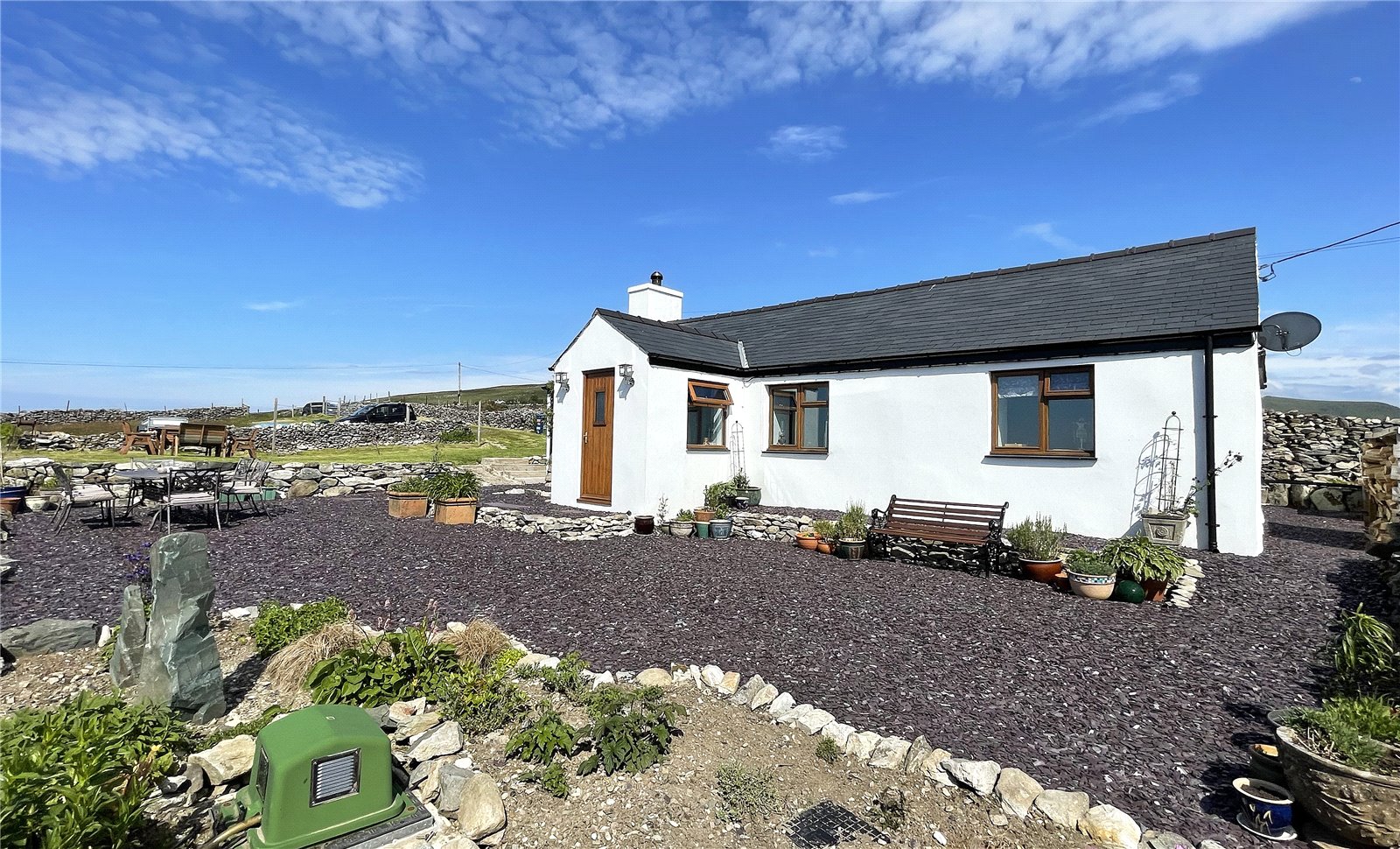 3 bedroom property for sale in Clogwyn Melyn, Penygroes, Caernarfon