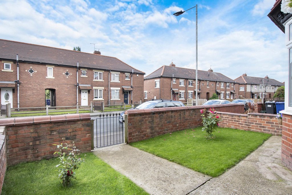 4 bedroom property for sale in Rufford Road, Belle Vue, Doncaster £