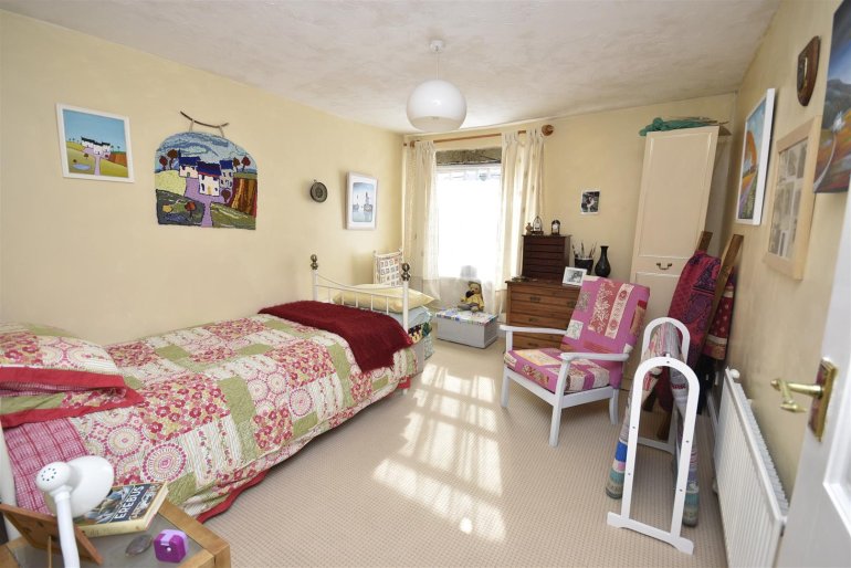 3 bedroom property for sale in Bude Street, Appledore, Bideford Guide