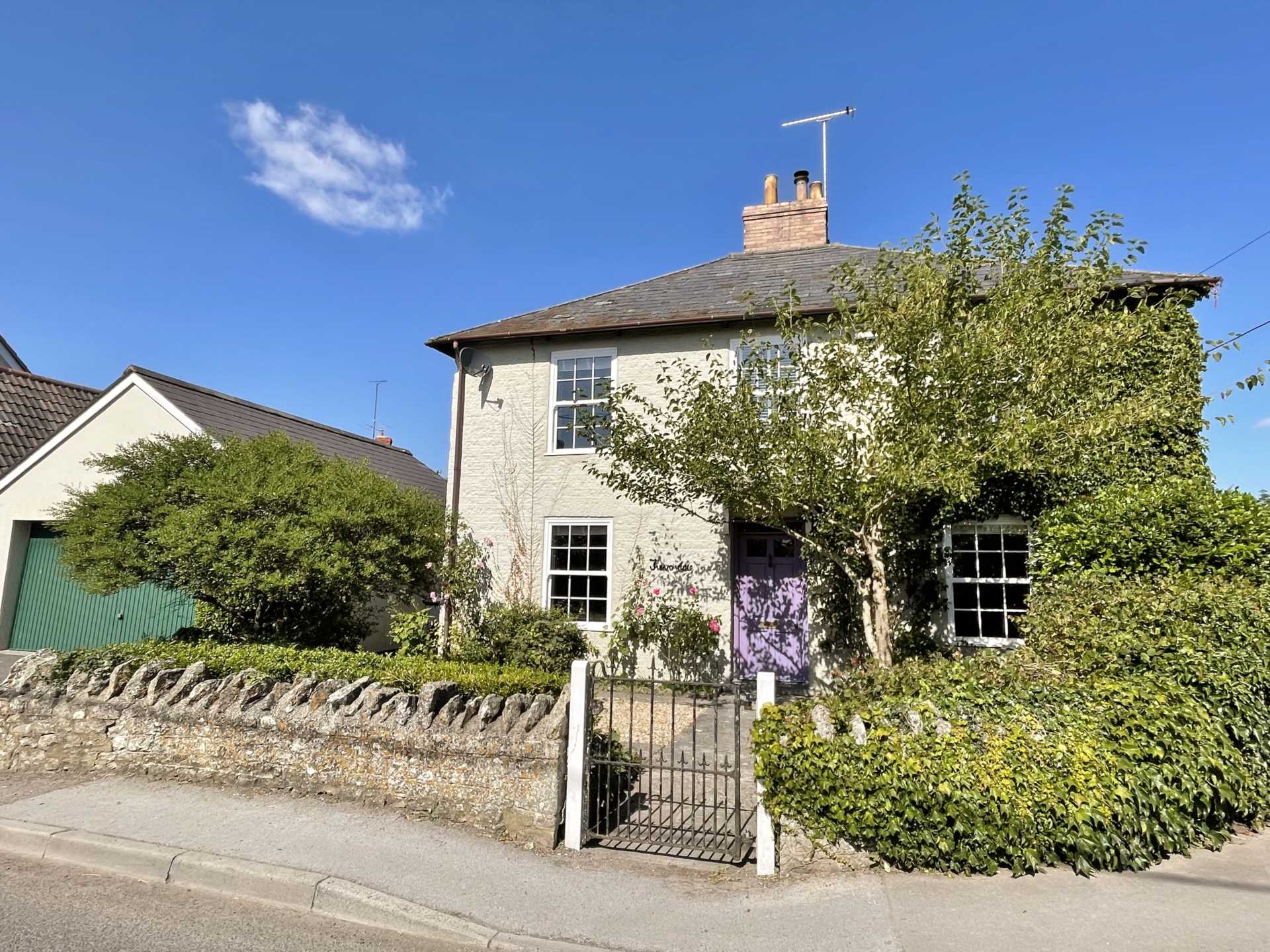 4 bedroom property for sale in Shaftesbury Road, Mere £695,000