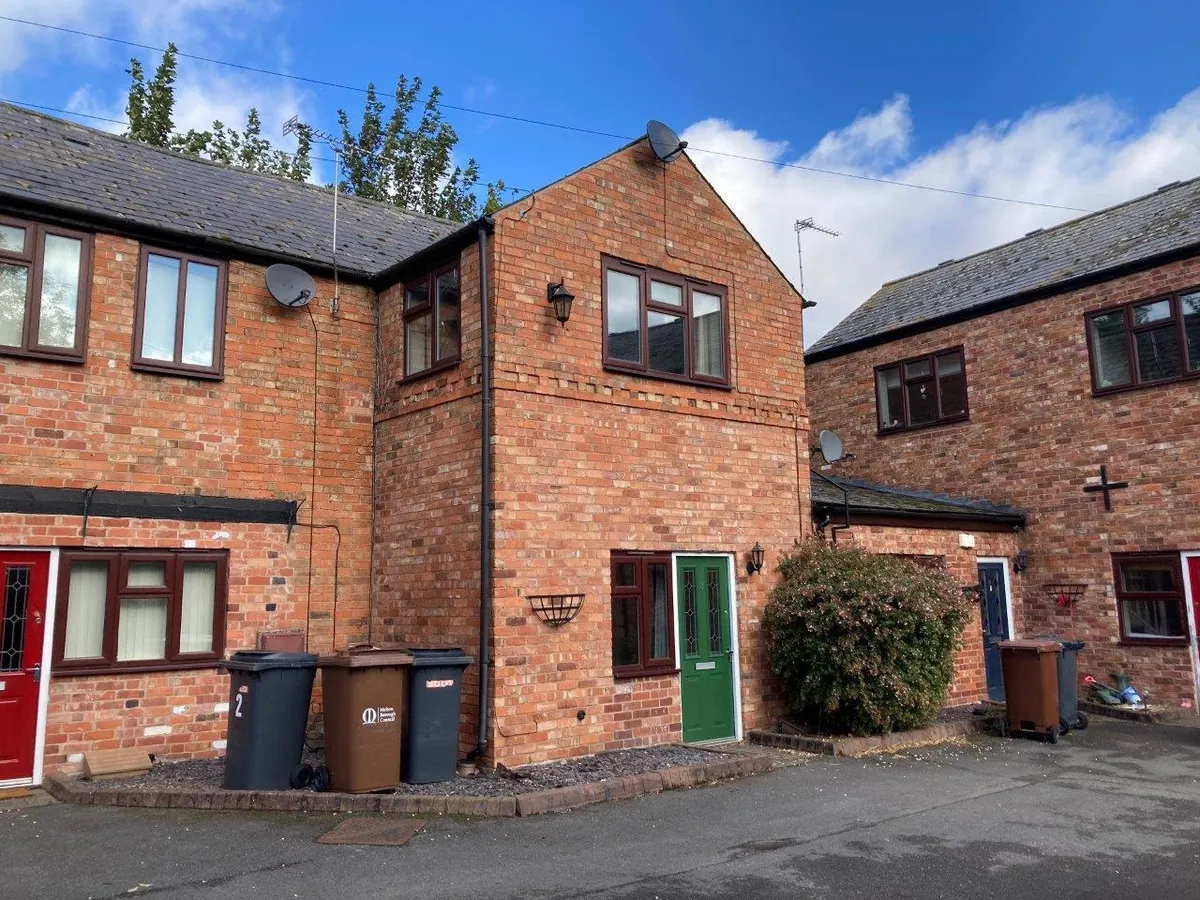 MILL HOUSE, BECKMILL LANE, MELTON MOWBRAY