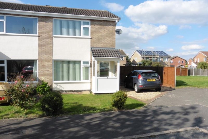 2 bedroom property to let in Nene Close, Melton Mowbray £695 pcm