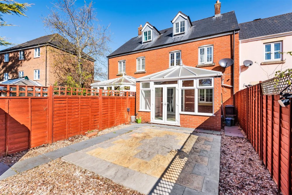 Stags 4 bedroom property for sale in Rooks Way, Tiverton