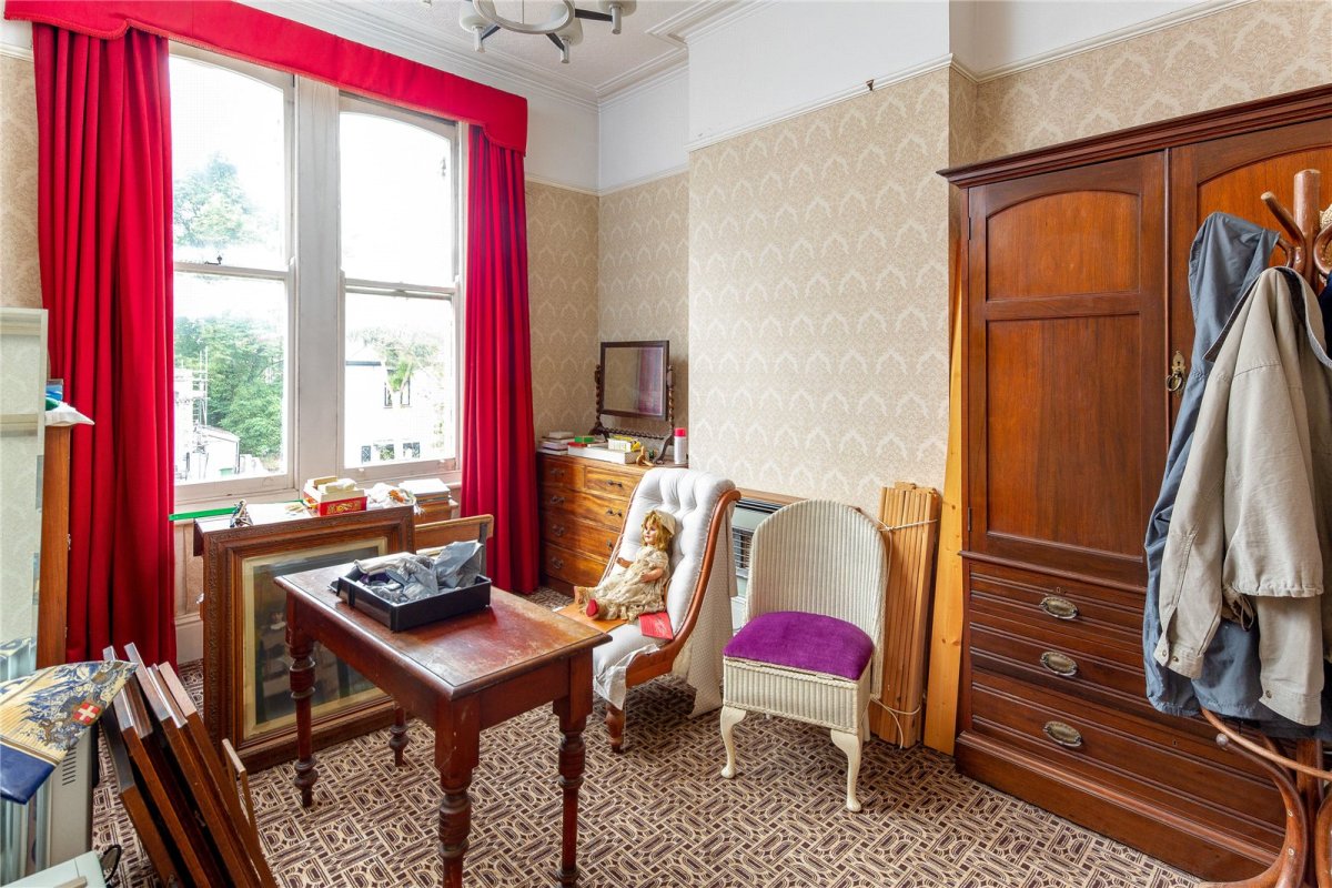 5 bedroom property for sale in Ravenswood Road, Bristol, Somerset, BS6