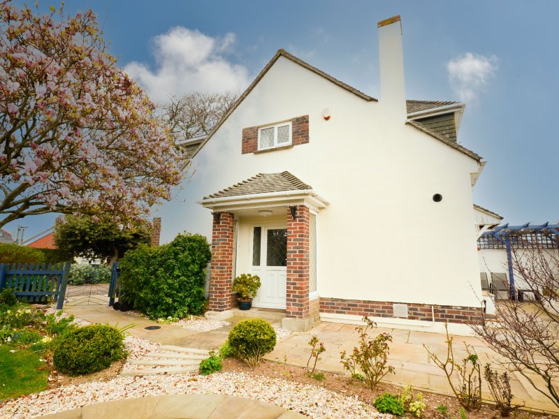 Eric Lloyd & Co Estate Agency, Paignton, Brixham, TQ5, TQ4, TQ3,TQ6