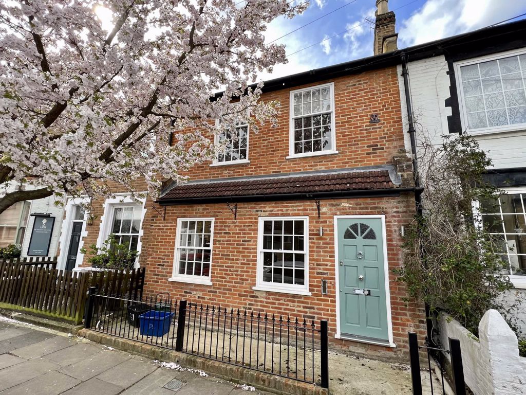Snellers 4 bedroom property for sale in Wick Road, Teddington £