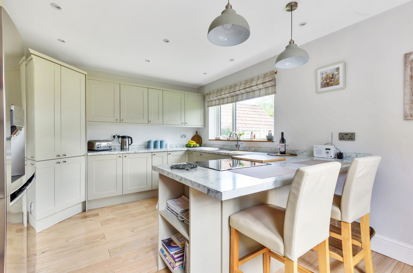 3 bedroom property for sale in Brimley Road, Bovey Tracey, Newton Abbot