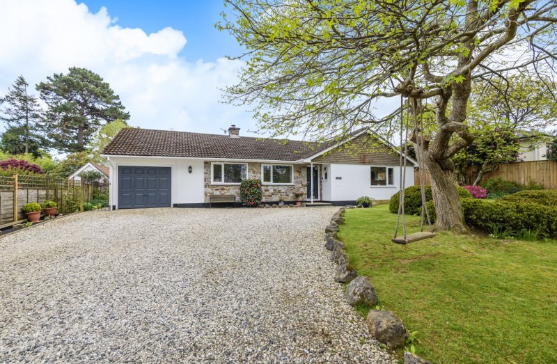 3 bedroom property for sale in Brimley Road, Bovey Tracey, Newton Abbot