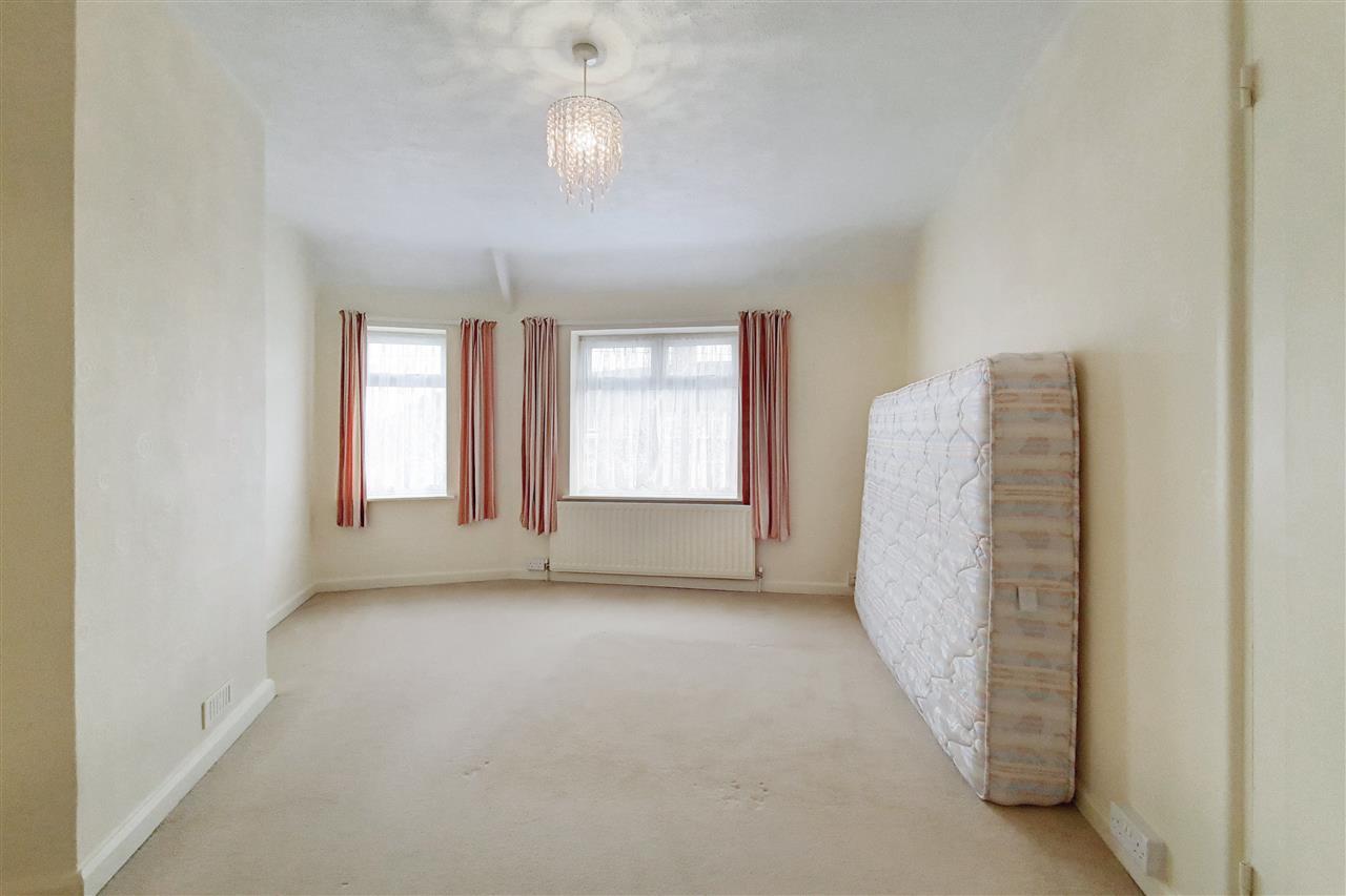 2 bedroom property for sale in Markyate Road, Dagenham, Essex £384,950