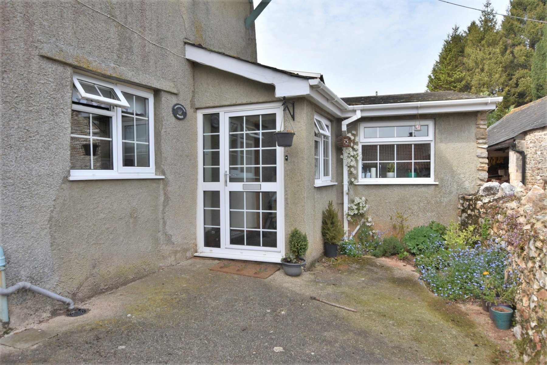 2 bedroom property to let in Farway, Colyton, Devon, EX24 £650 pcm