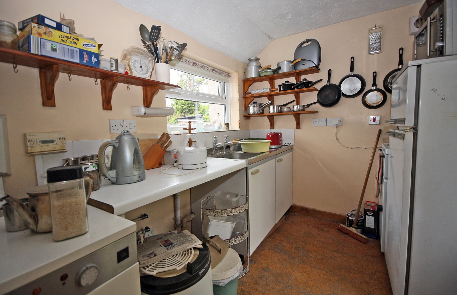 3 bedroom property for sale in Pentraeth, Isle of Anglesey, LL75 £140,000