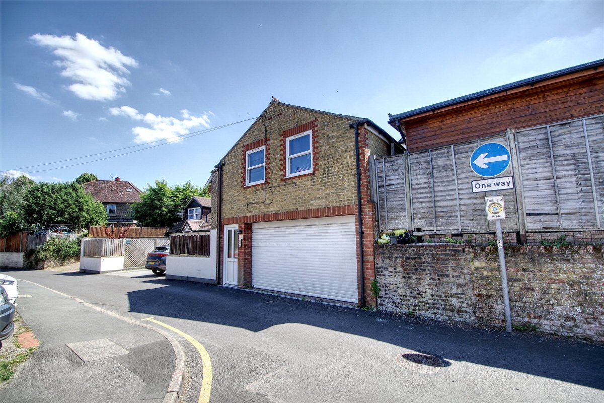 property for sale in Wingate House, Oakdene Road, Redhill, RH1 £185,000