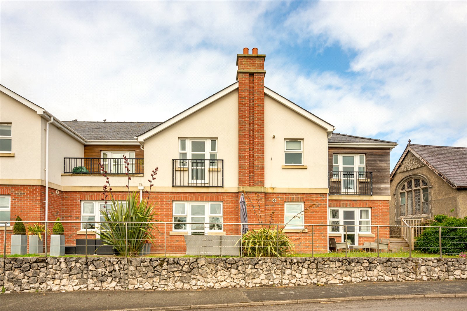 2 bedroom property for sale in Llys Rhostrefor, Amlwch Road, Benllech