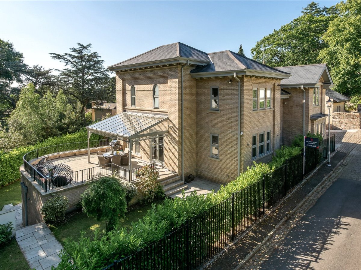 JacksonStops Properties for sale in Alderley Edge, Cheshire