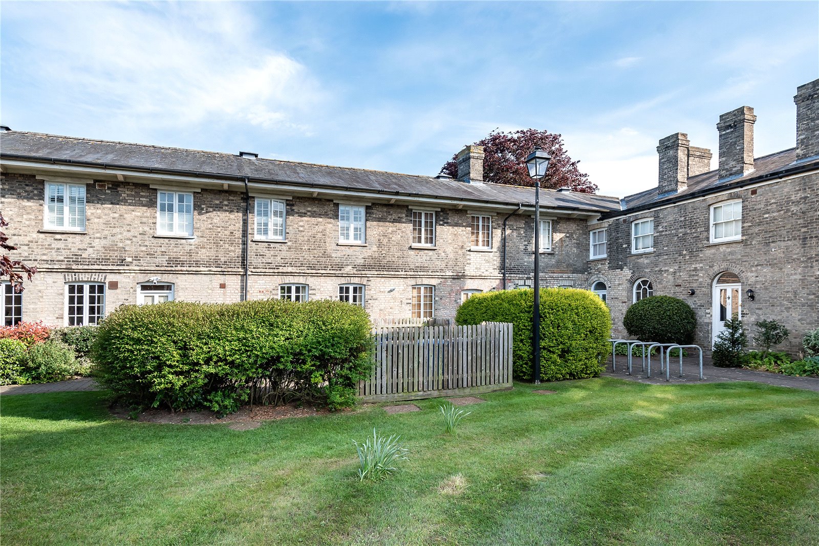 JacksonStops 2 bedroom property for sale in White Lodge, Heasman