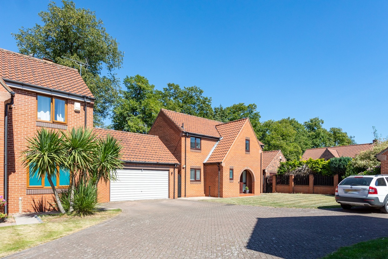4 bedroom property for sale in One Acre Garth, Barr Lane, Hambleton