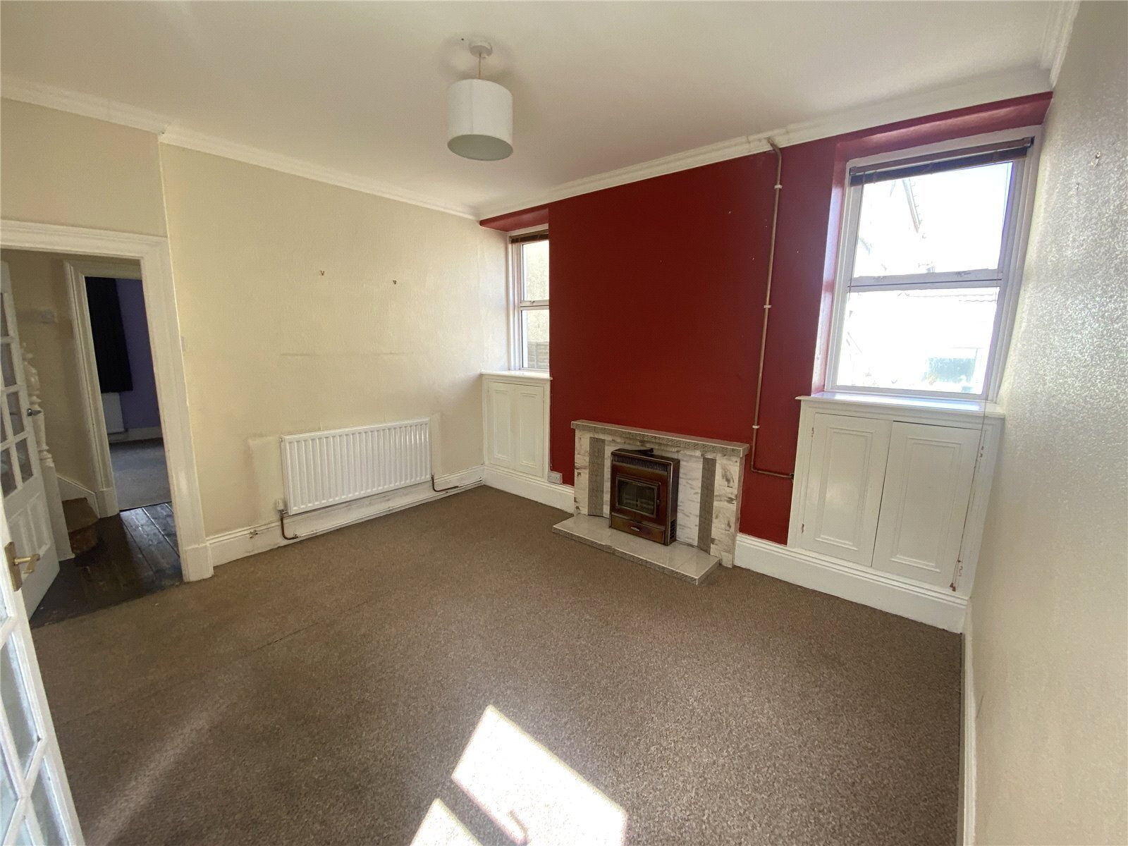 4 bedroom property for sale in Brynamman Road, Brynaman Isaf, Ammanford