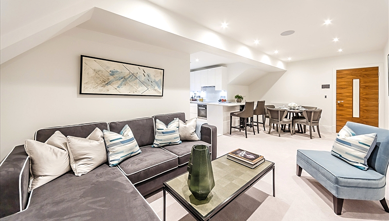 TWO BEDROOM PENTHOUSE  TO LET  RAINVILLE ROAD  FULHAM  W6 Image 1
