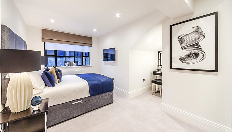 TWO BEDROOM PENTHOUSE  TO LET  RAINVILLE ROAD  FULHAM  W6 Image 7