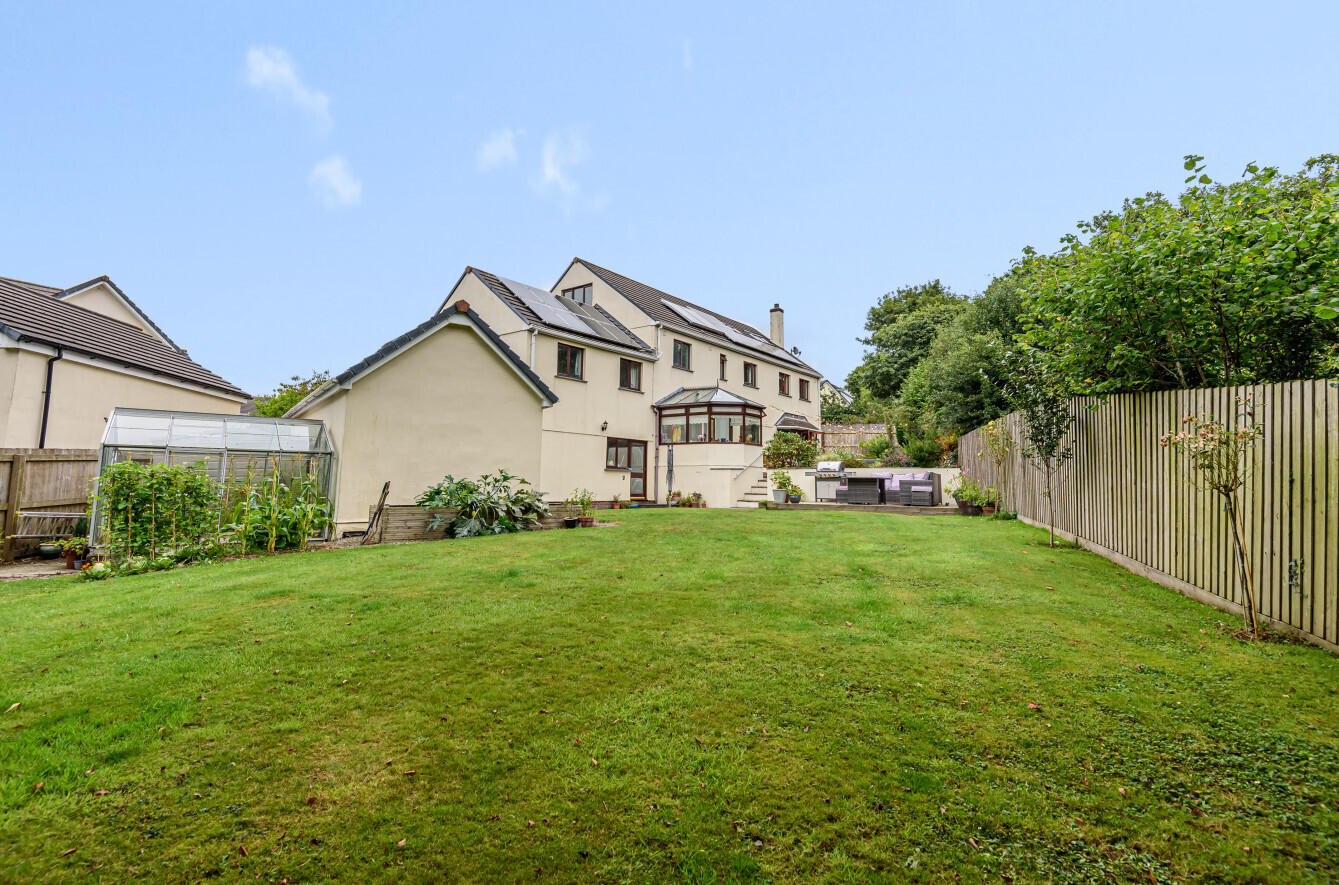 6 bedroom property for sale in Grass Valley Park, Bodmin, Cornwall, PL31 Guide price £625,000