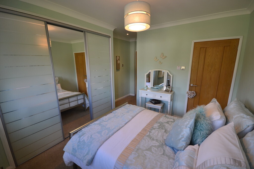 4 bedroom property for sale in Stainton Lane, Stainton, Rotherham £