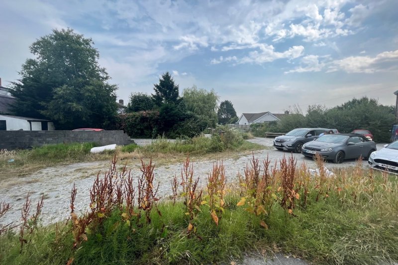 property for sale in Newcastle Emlyn , Ceredigion, SA38 £150,000