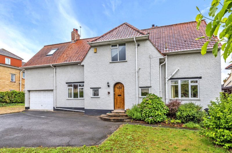 4 bedroom property for sale in Shoreditch Road, Taunton, Somerset, TA1