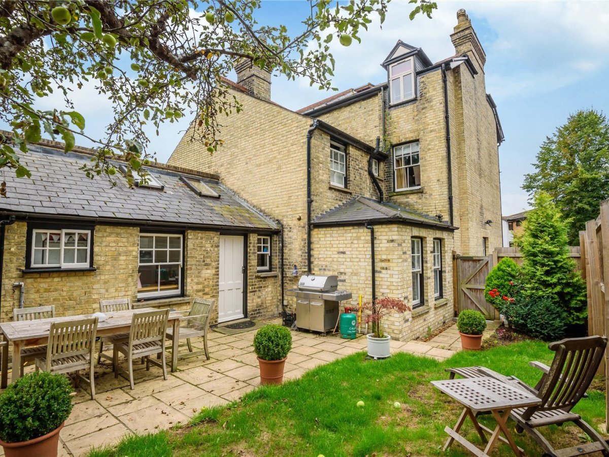 JacksonStops 4 bedroom property for sale in Cheveley Road, Newmarket