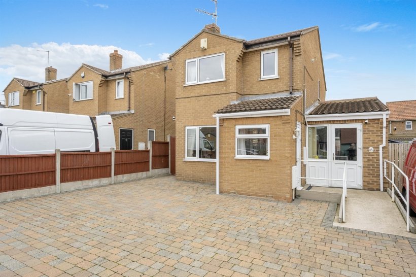 Whitby Road, Harworth, Doncaster 4 bedroom detached house William H