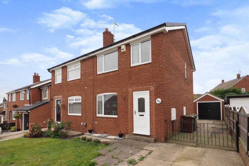 Beech Crescent, Castleford 3 bedroom semidetached house William H