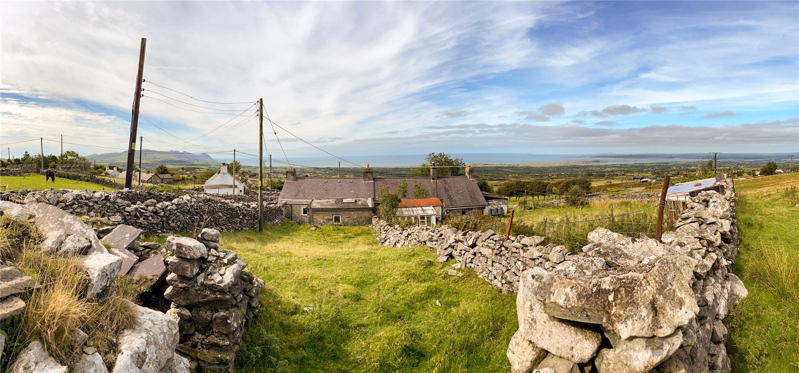 1 bedroom property for sale in Pencilan, Cilgwyn, Caernarfon, LL54