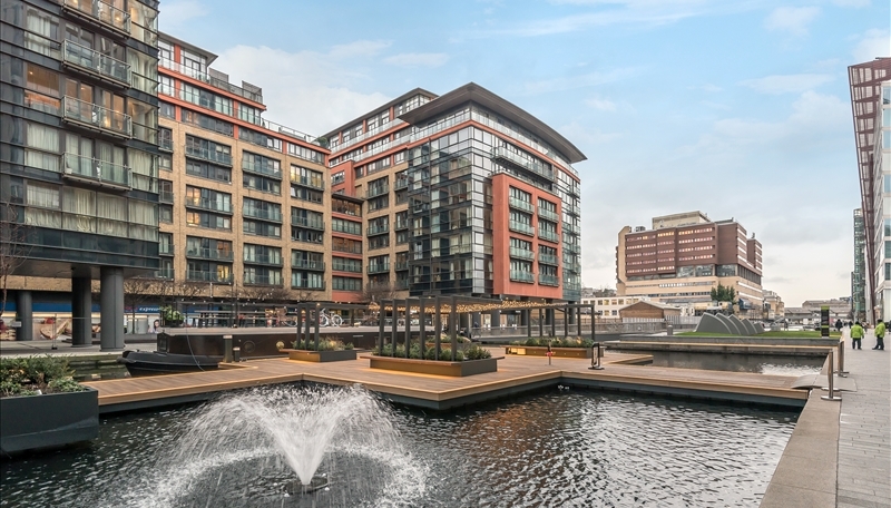 THREE BEDROOM APARTMENT  TO LET  MERCHANT SQUARE  PADDINGTON  W2 Image 11