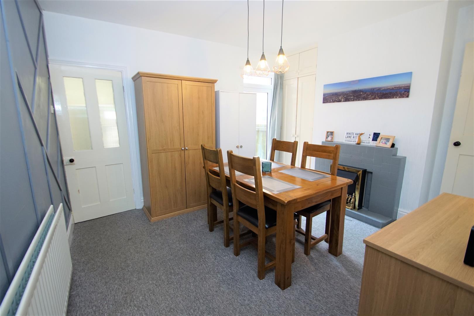 3 bedroom property for sale in Campbell Street, New Bilton, Rugby