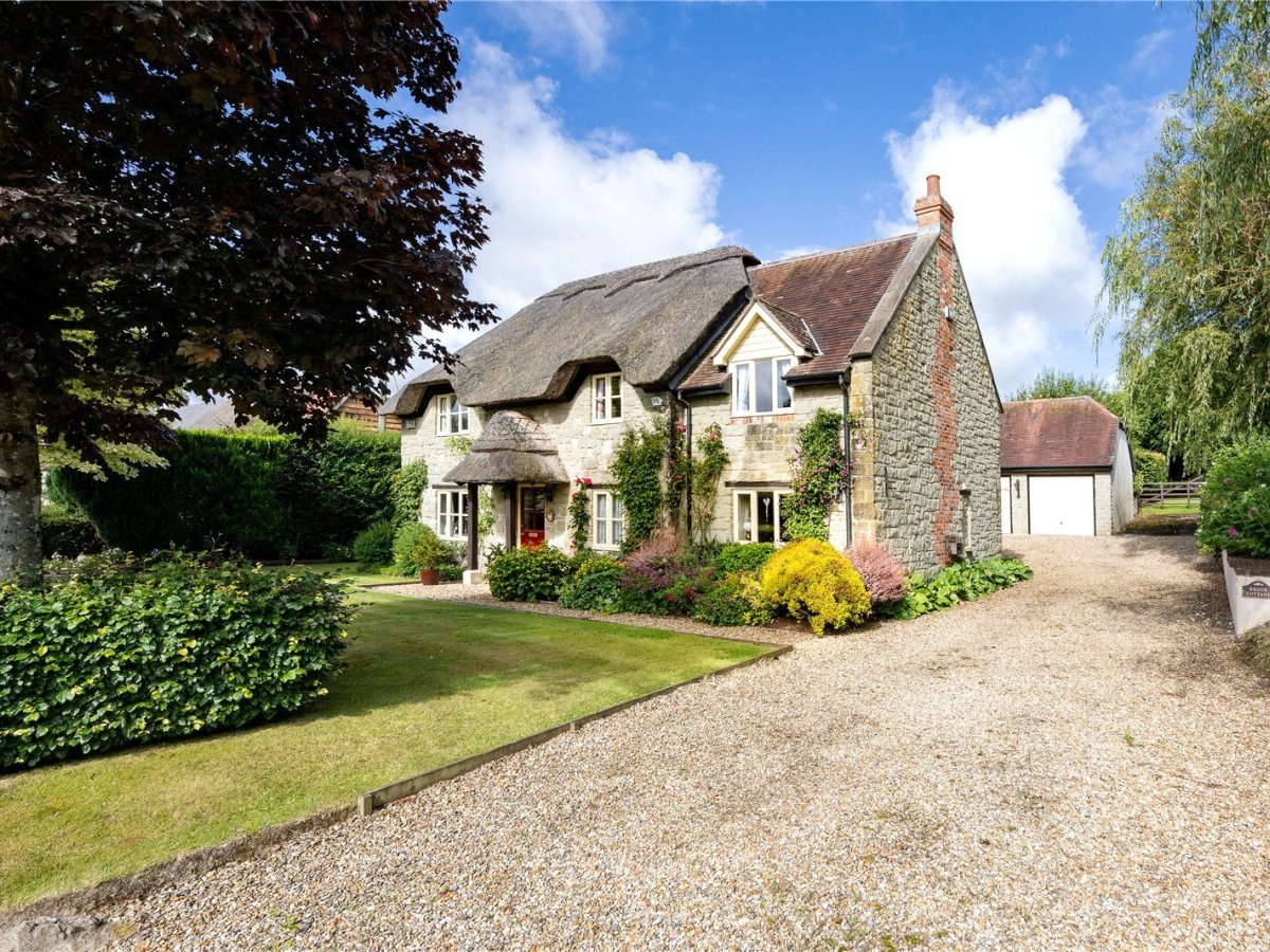 JacksonStops 4 bedroom property for sale in Donhead St. Mary