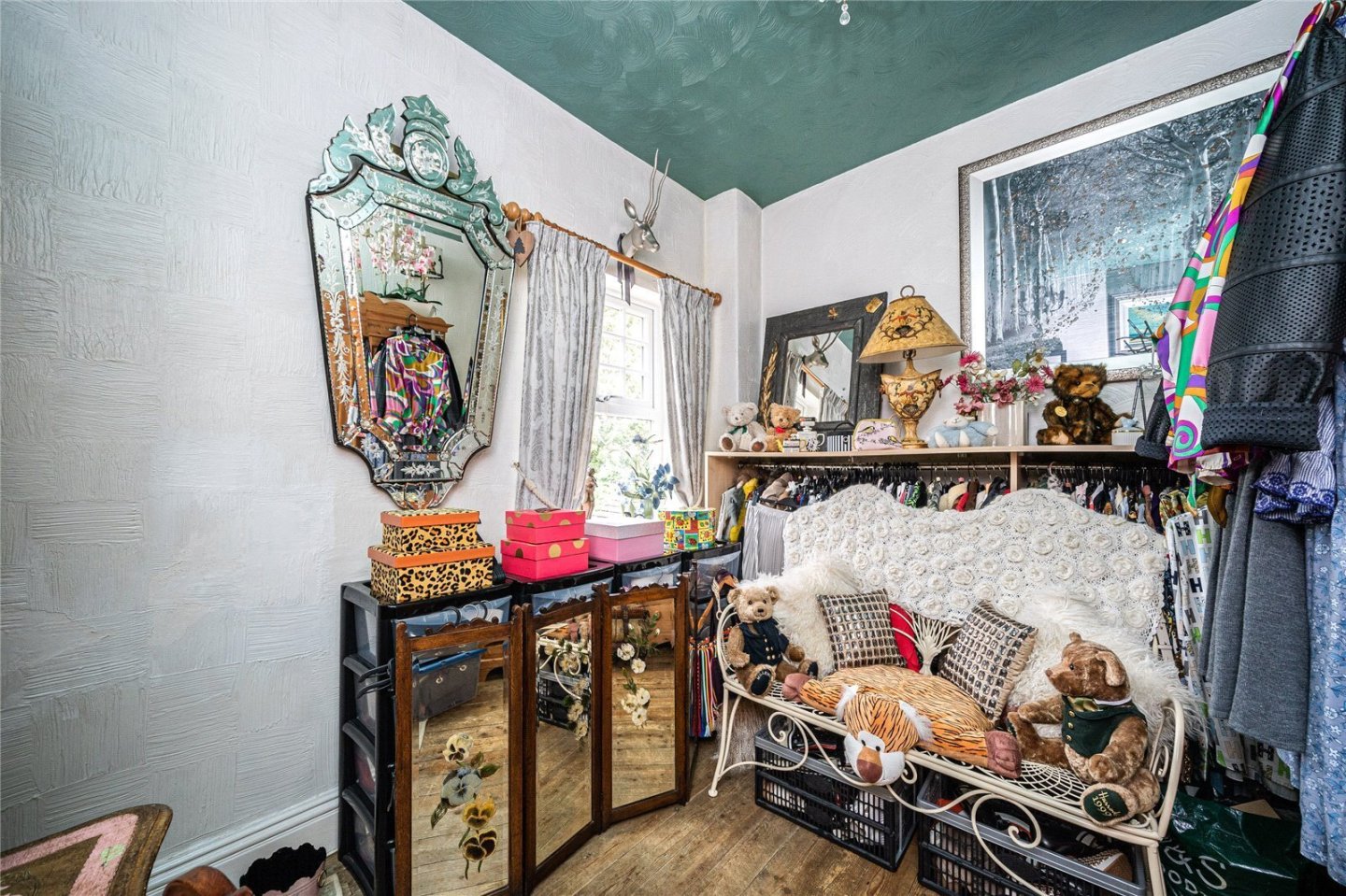 JacksonStops 3 bedroom property for sale in Lower Mickletown