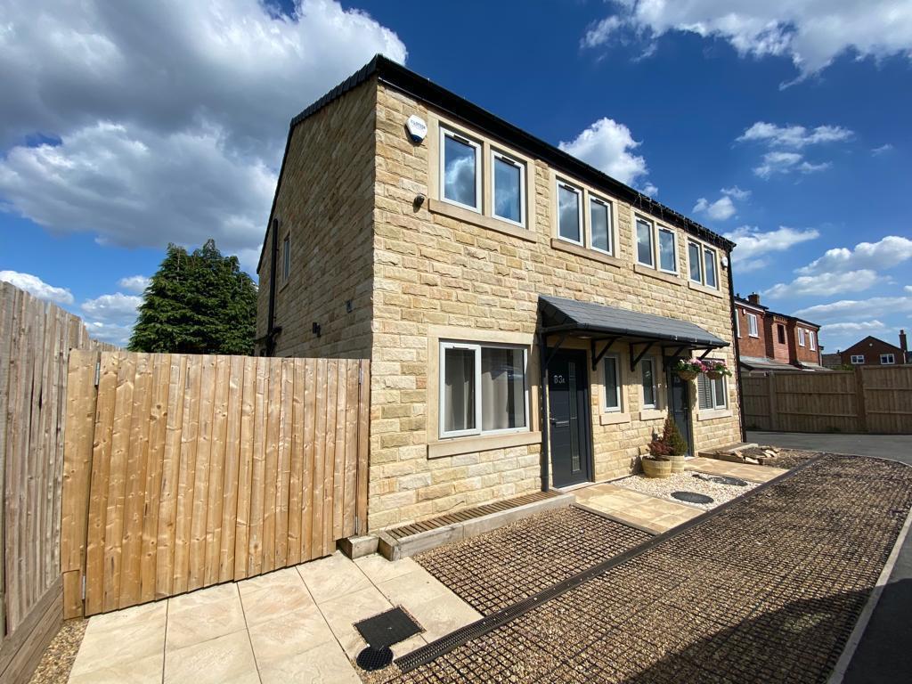 3 bedroom property for sale in Arthur Street, Golcar, Huddersfield £