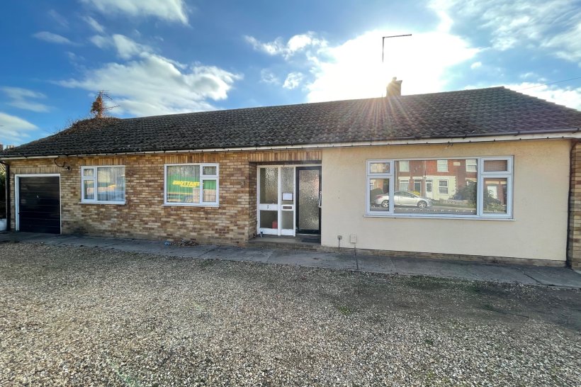 Mount Pleasant Road, Wisbech 3 bedroom detached bungalow William H