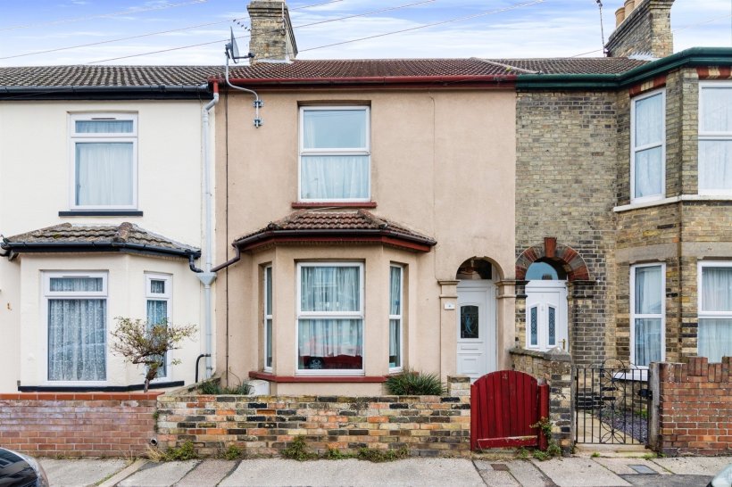 John Street, Lowestoft 3 bedroom terraced house William H Brown