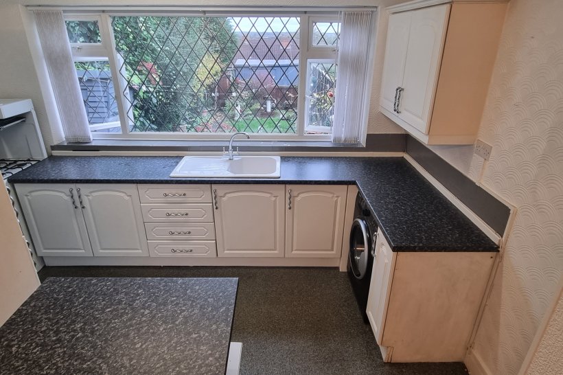 Vicarage Road, WEDNESBURY 2 bedroom house Shipways