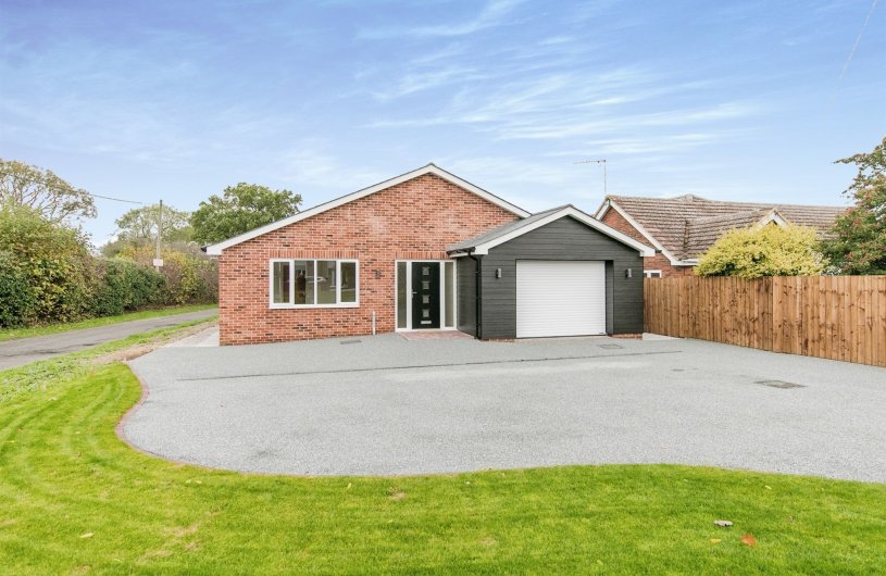 Tuddenham Road, Ipswich 3 bedroom detached bungalow William H Brown