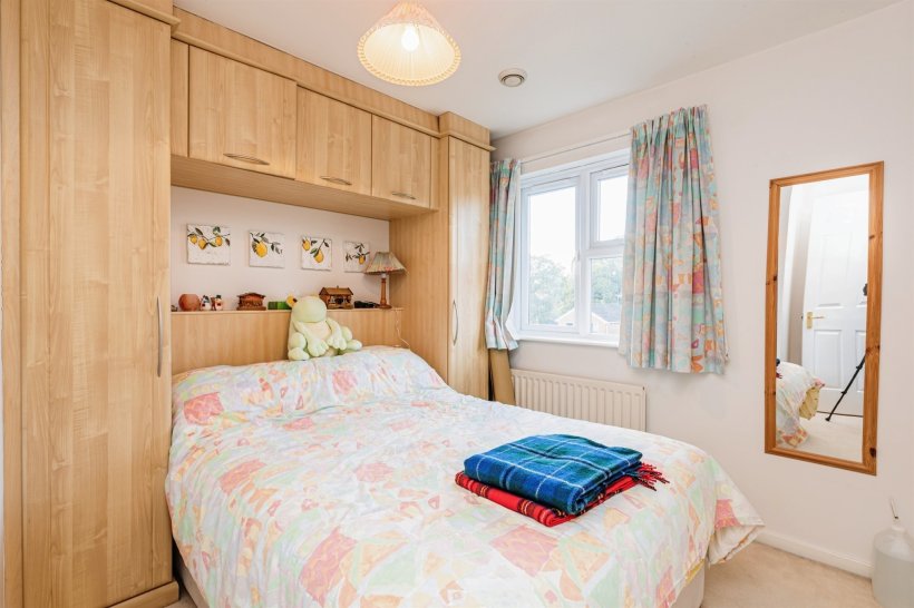 Treeton Close, Lower Earley, Reading 4 bedroom detached house Roger