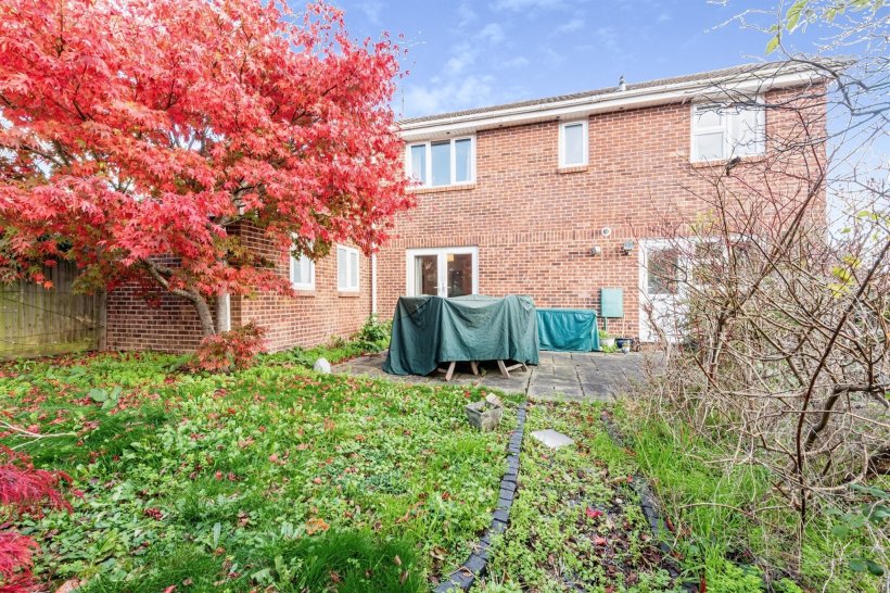 Treeton Close, Lower Earley, Reading 4 bedroom detached house Roger