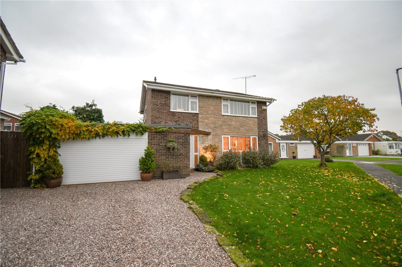 4 bedroom property for sale in Whitegates Crescent, Willaston, Neston