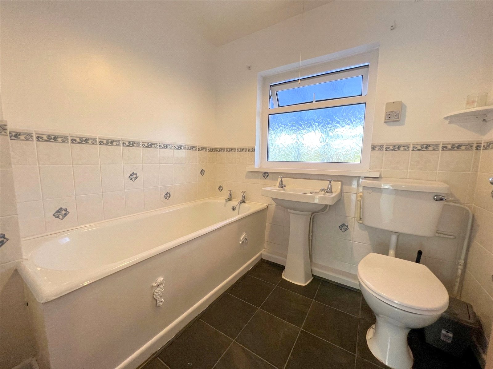 4 bedroom property for sale in Church Road, Roch, SA62 Offers in the