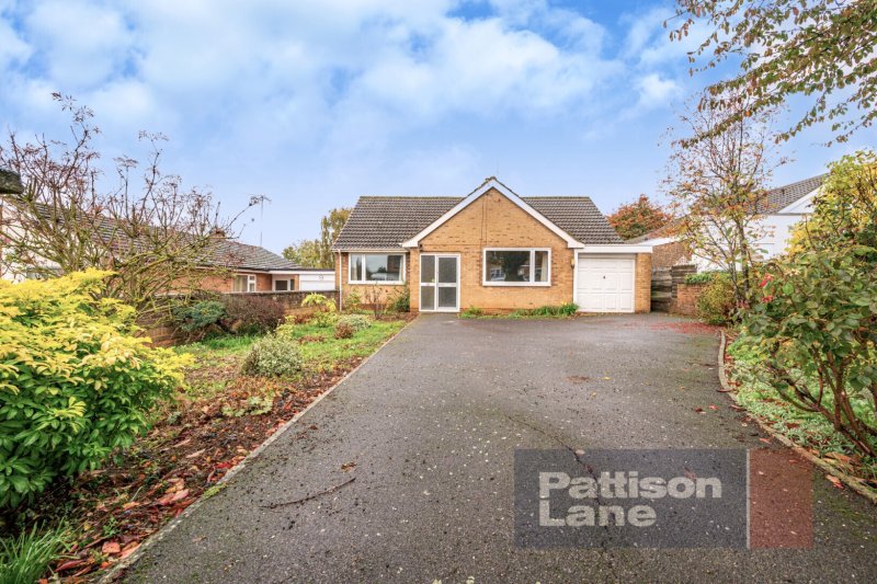 4 bedroom property for sale in Ise Vale Avenue, Desborough, Kettering