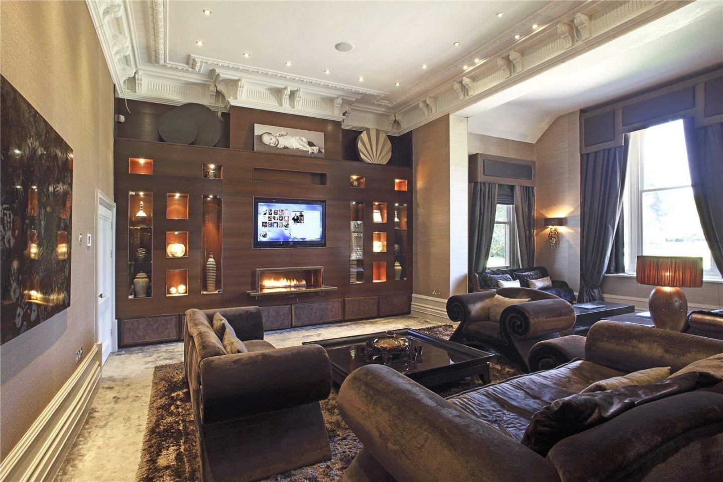 JacksonStops 5 bedroom property for sale in Warford Hall Drive