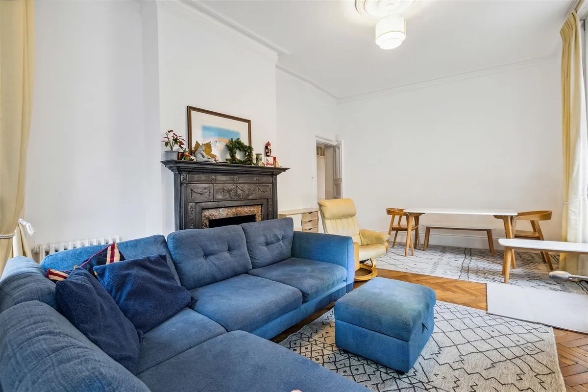 Fitzgeorge Avenue, London, W14